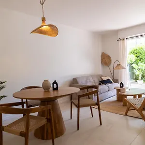 Place To Be - Terrasse Bord De Croisette , Cannes France